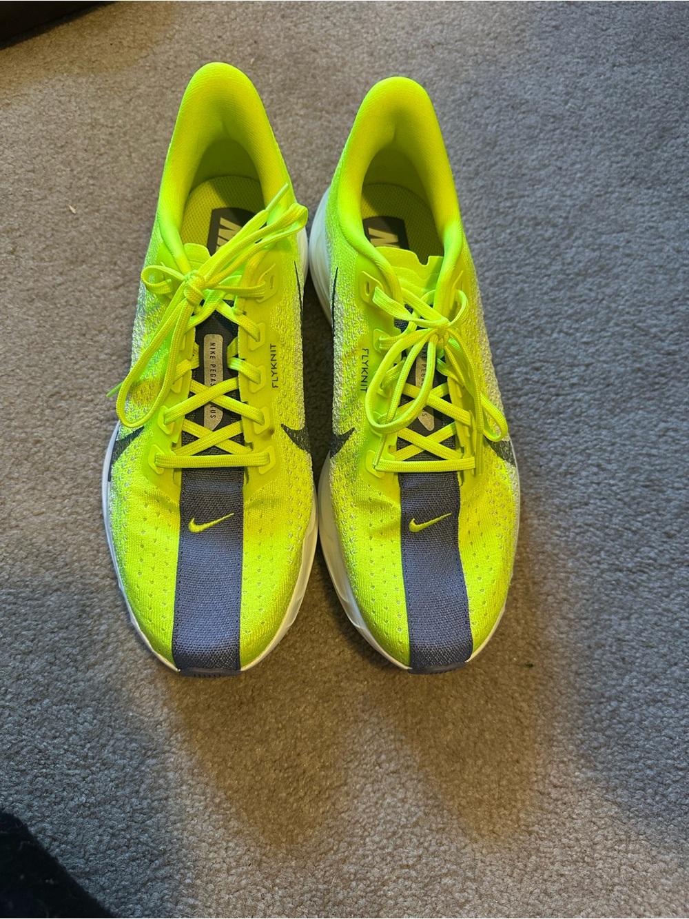 Nike Women’s Flyknit Running Shoes - Volt/Gray Pegasus size 9.5 worn once